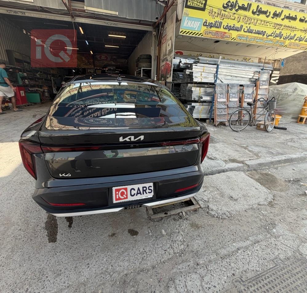 كيا K4